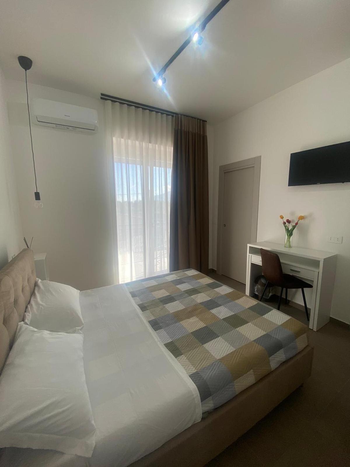 Hyria Rooms โนลา ภายนอก รูปภาพ