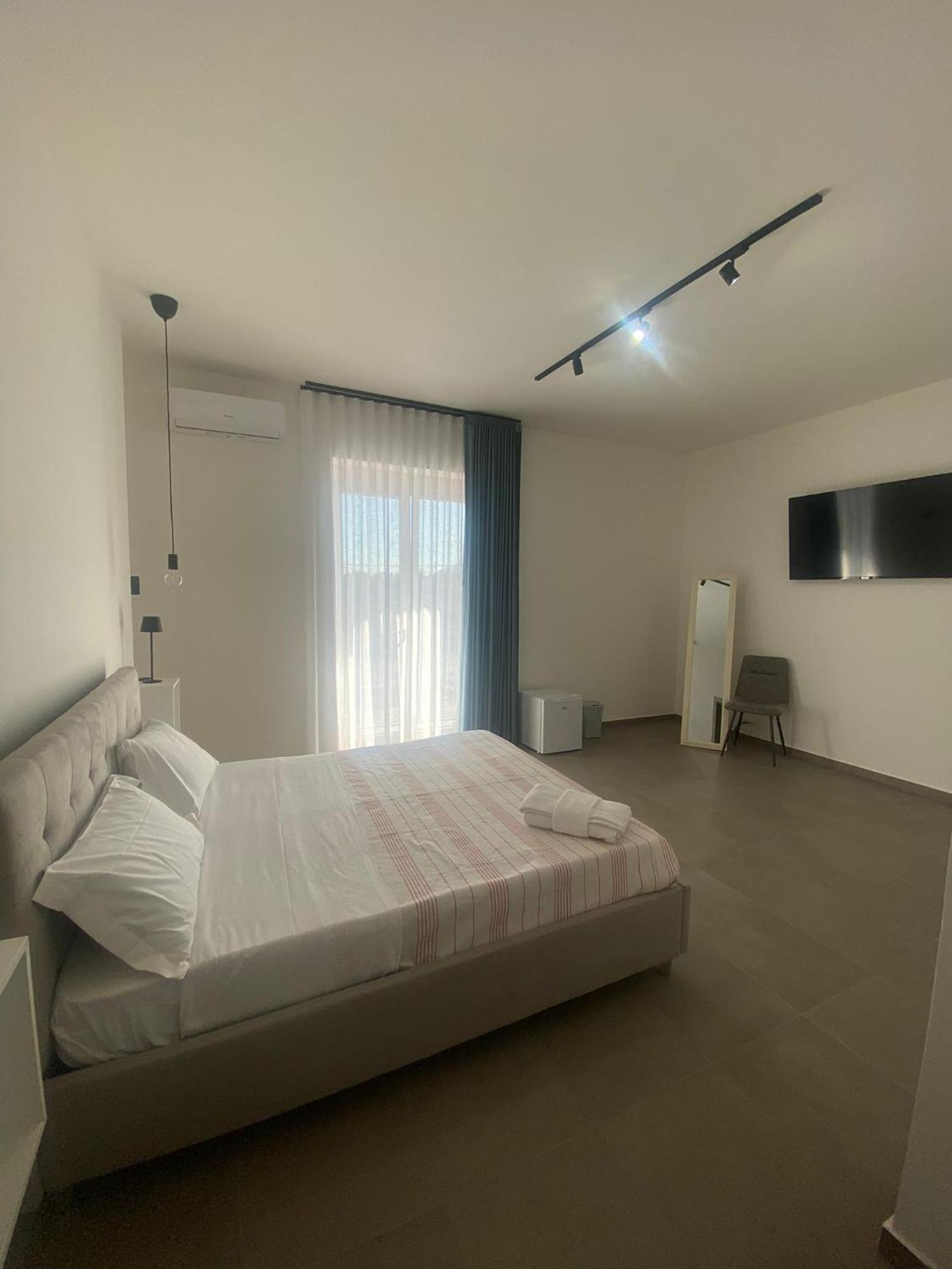 Hyria Rooms โนลา ภายนอก รูปภาพ
